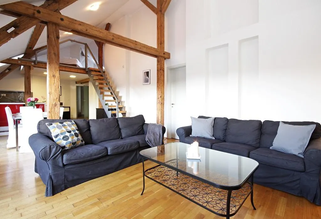 Vltava Penthouse Apartment Prague