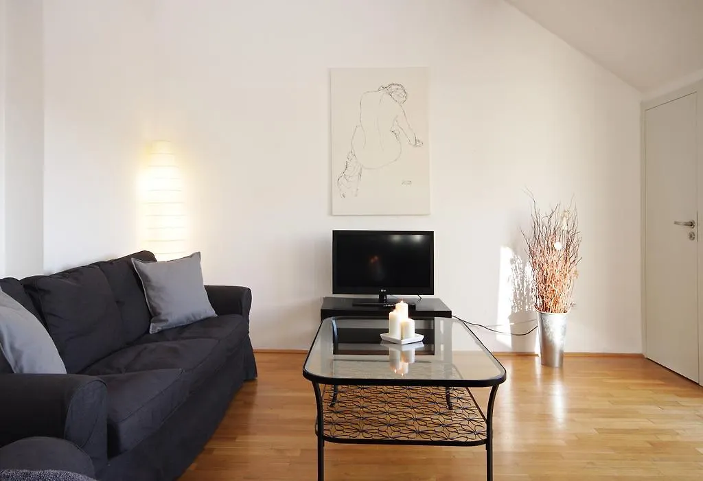 Vltava Penthouse Apartment Prague 0*,