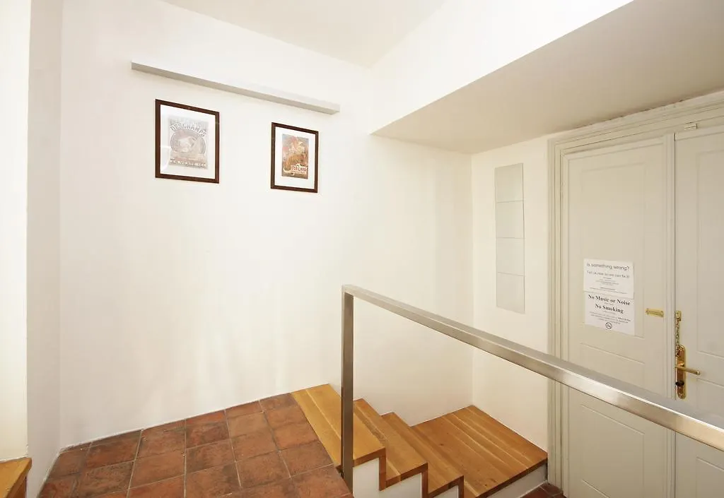 Vltava Penthouse Apartment Prague